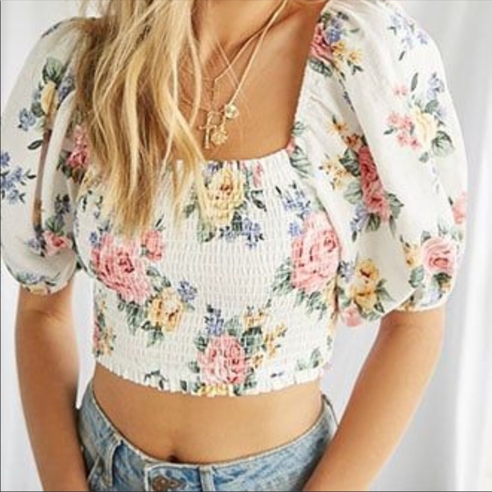 Forever 21 floral puff sleeve top & scrunchie set